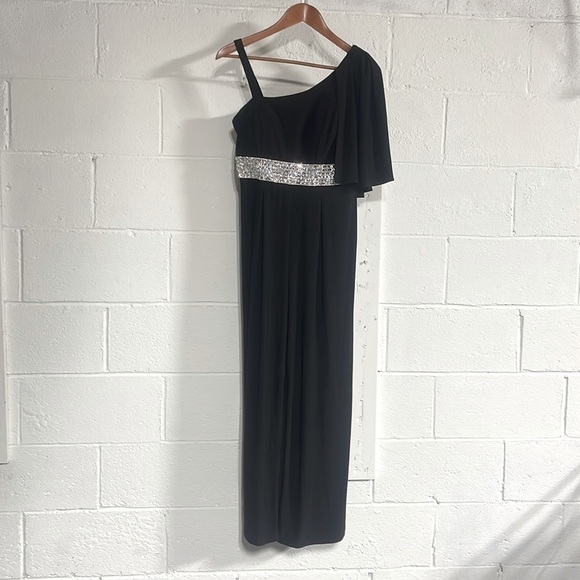 R&M Richards Black One Shoulder Jumpsuit With Silver Details Sz 4P - Picture 1 of 5